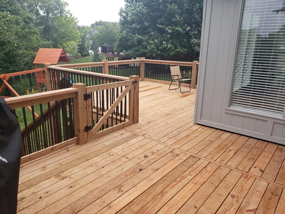 Deck Saskatoon