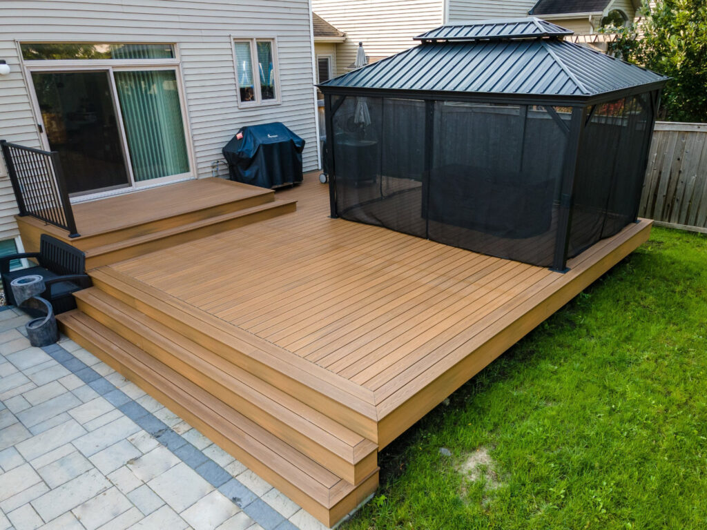Composite deck